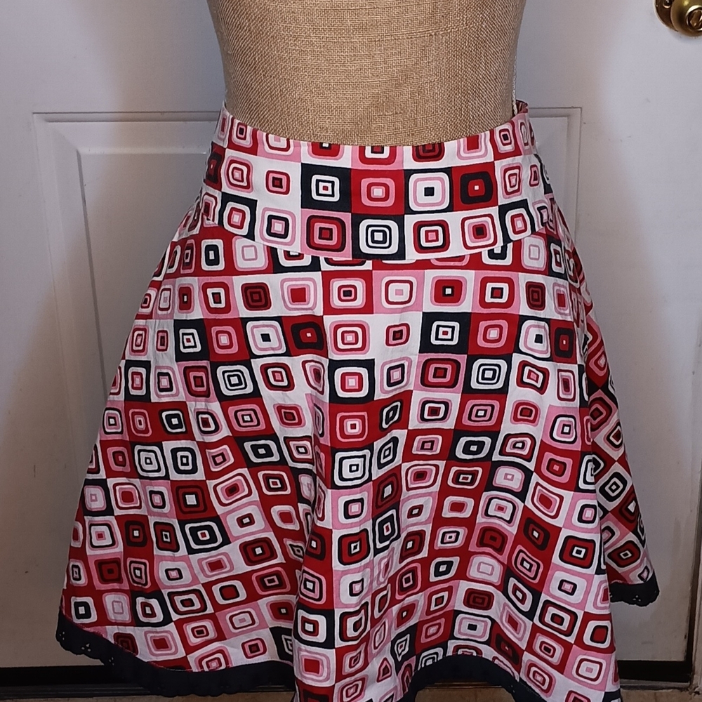 Vintage My Michelle Red and Black Skater  Skirt With Scallop Hem Size 7